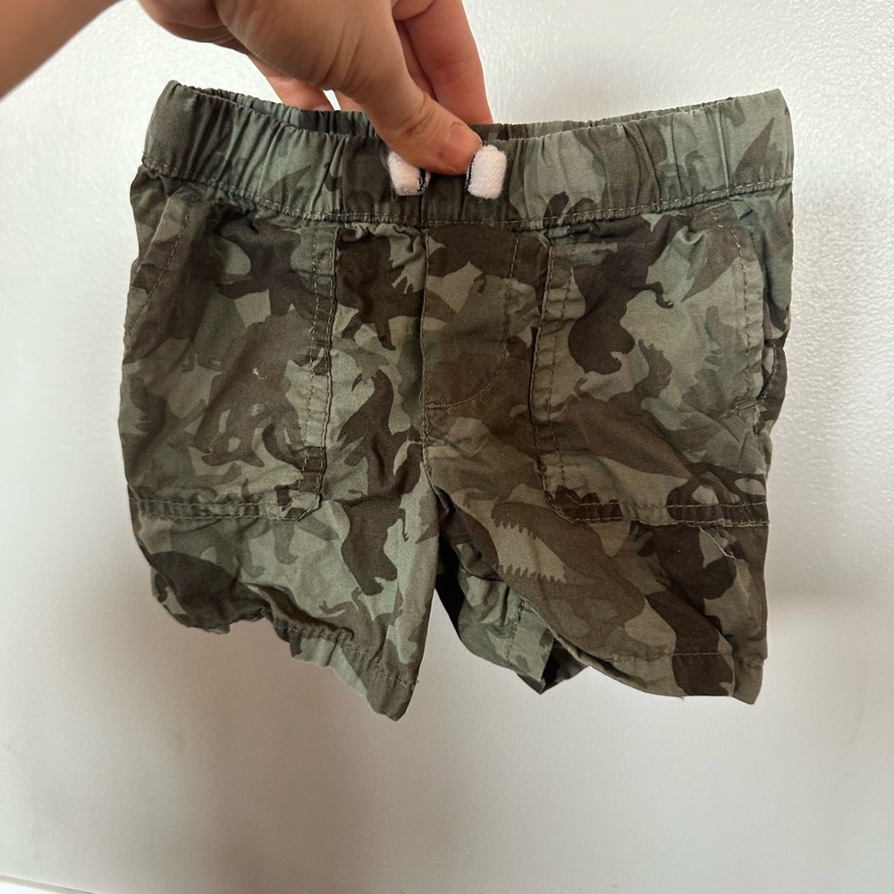 Boys short bundle -12m - Picture 2 of 16